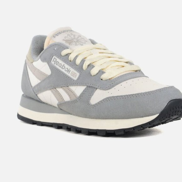 UNISEX Reebok Classic Leather Chalk/Grey/Moonstone Sneakers - Picture 2 of 2